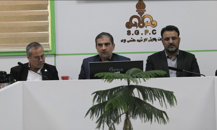 بازدید قاضی زاده هاشمی از پالایشگاه گاز شهید هاشمی نژاد سرخس