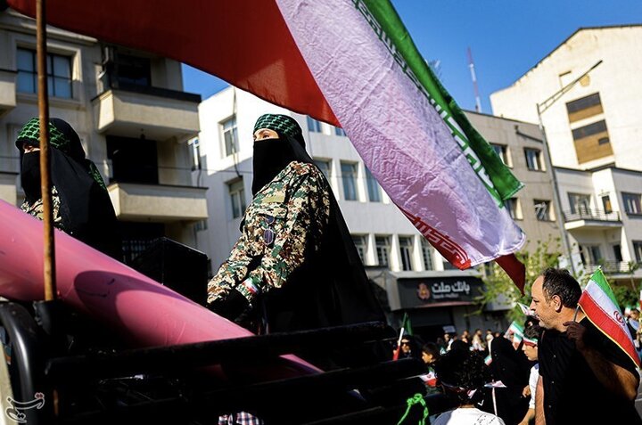 دختران ایرانی تمدن سازان نسل نوین انقلاب اسلامی هستند
