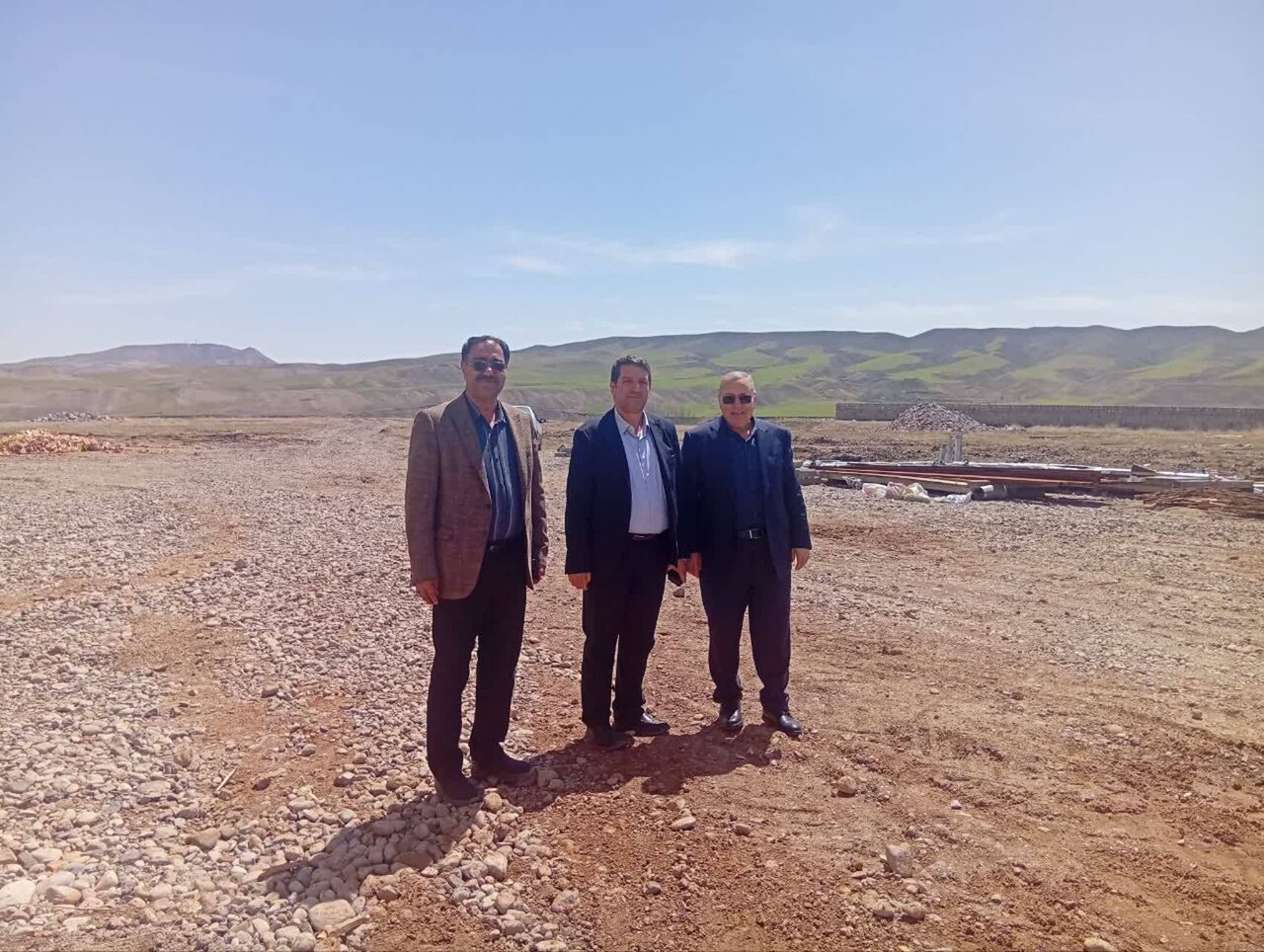 بازدید از روند احداث کارخانه «شیرین وطن»/ تأکید بر تسریع در تأمین زیرساخت‌ها و توسعه اشتغال منطقه‌ای