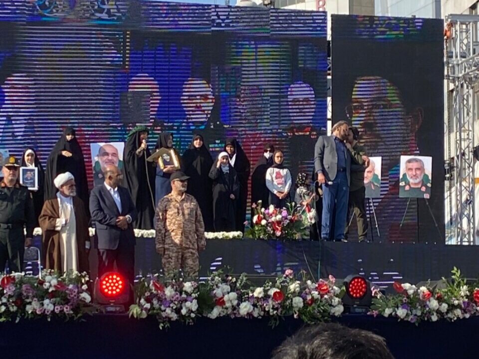 حضور گسترده زنان در رزمایش «دختران جانفدای ایران» نماد هویت و مسئولیت‌پذیری اجتماعی/ نقش‌آفرینی بانوان کم‌نظیر بود