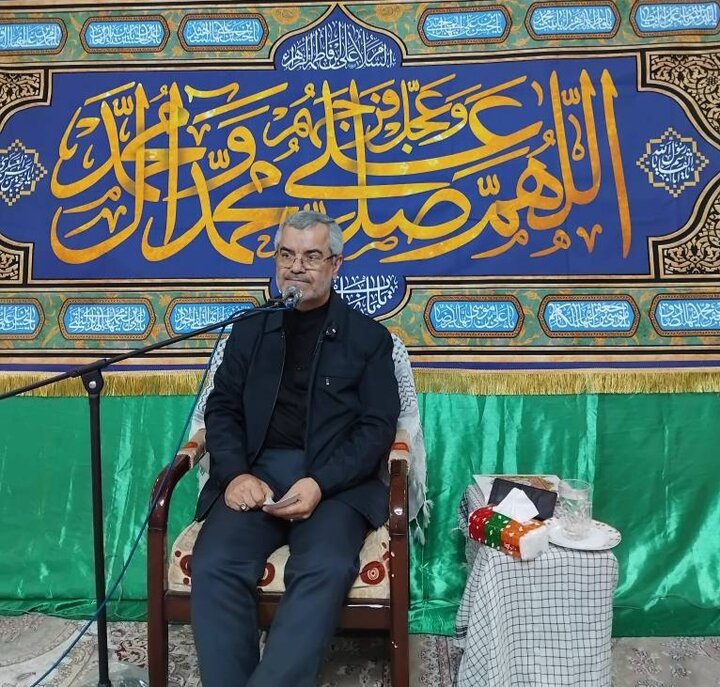 ملت ایران تا انتقام نگیرد کوتاه نخواهد آمد/ انتخاب رهبری معجزه‌ای در مسیر انقلاب