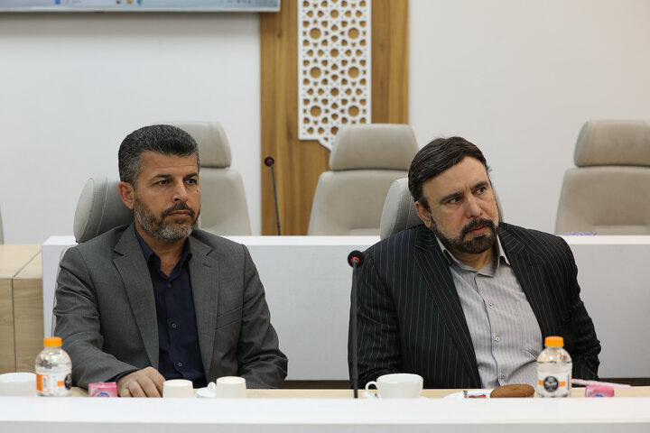 نشست مشترک اعضای هیات رئیسه و روسای کمیسیون های مجلس با وزیر نیرو