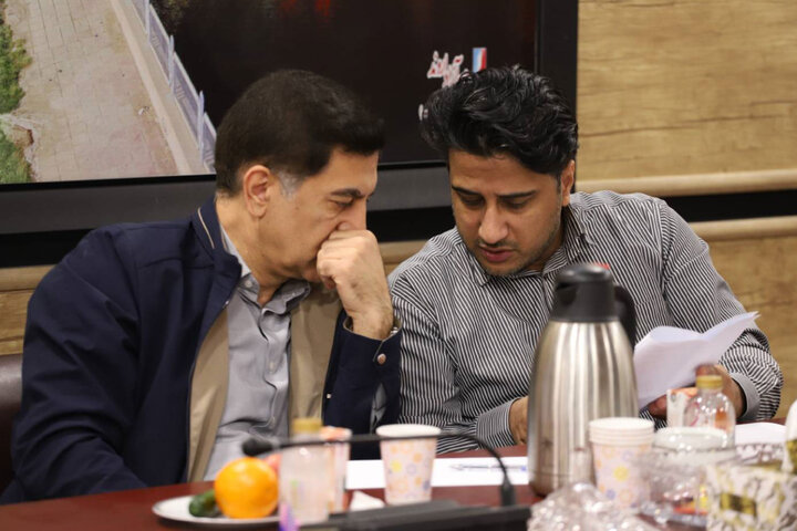 نشست اعضای کمیسیون اجتماعی با رئیس سازمان اداری و استخدامی