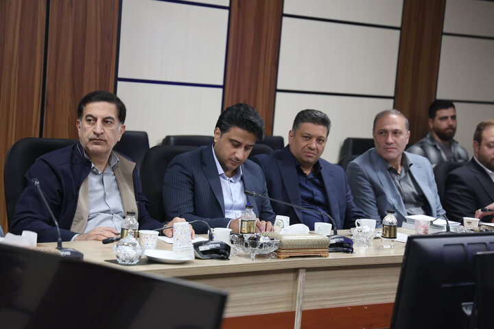 نشست اعضای کمیسیون اجتماعی مجلس با رئیس بنیاد شهید و امور ایثارگران