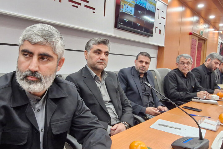 نشست هم‌اندیشی مسائل روز جامعه با حضور نایب‌رئیس نجلس