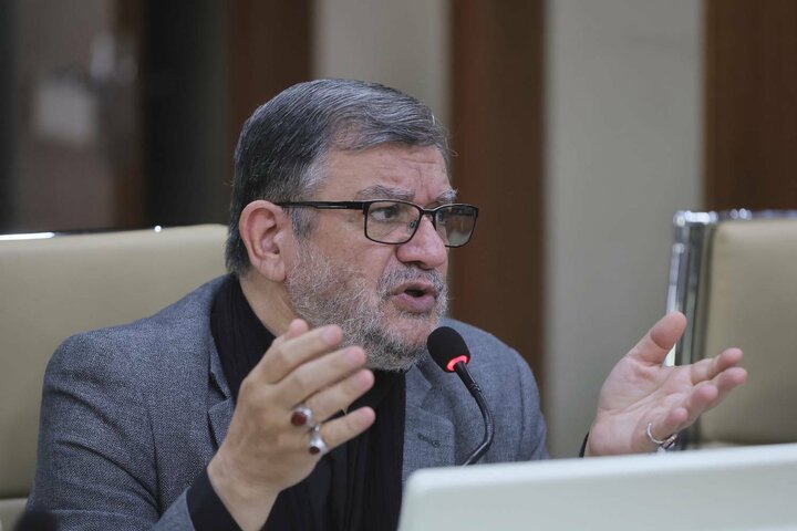 نشست کمیسیون برنامه و‌ بودجه با وزیر بهداشت و درمان