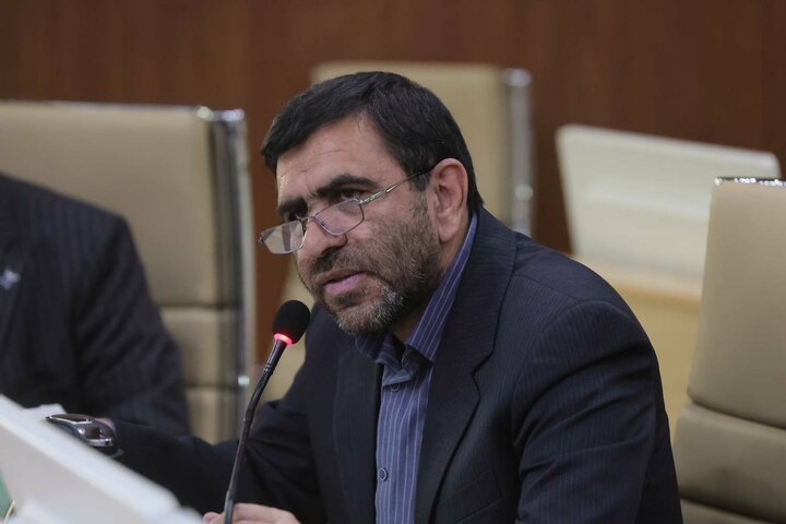 نشست کمیسیون برنامه و‌ بودجه با وزیر بهداشت و درمان