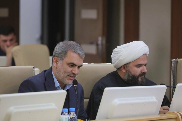 نشست کمیسیون برنامه و‌ بودجه با وزیر بهداشت و درمان