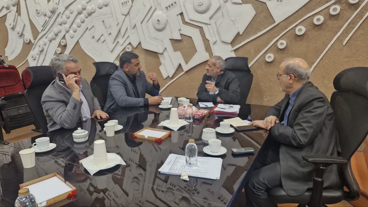 ابهام در تأثیر معدل؛ جنگ پنهان با روح و روان دانش‌آموزان» است/۲۱ هزار معلم قرارداد کار معین به همت کمیسیون تعیین تکلیف می‌شوند/بازنشستگی اجباری اساتید دانشگاه فرهنگیان؛ پایان ماجرای پرحاشیه که ادامه دارد