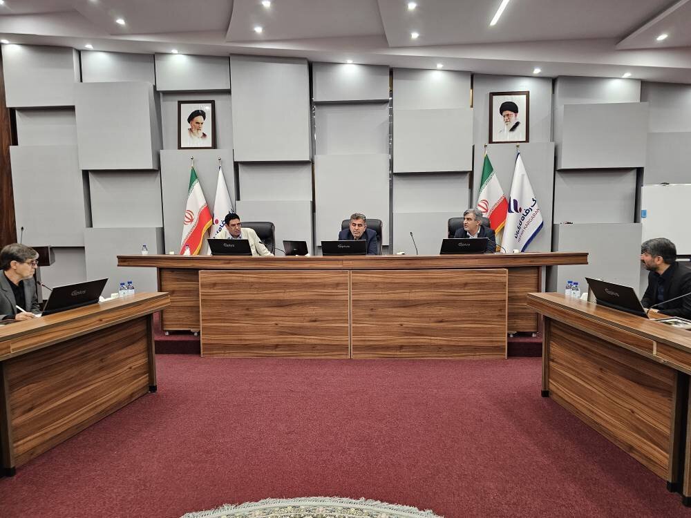 تصویب کلیات لایحه اصلاح موادی از قانون تأمین اجتماعی در کمیسیون اجتماعی مجلس/ اتخاذ تصمیمات جدید برای بیمه کارگران ساختمانی و کسبوکارهای اینترنتی
