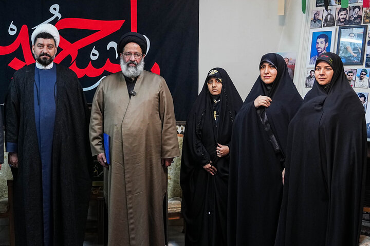 دیدار جمعی از نمایندگان مجلس با خانواده شهیده تجمعات مردمی