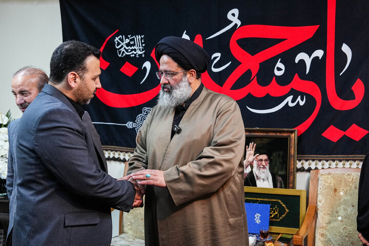 دیدار جمعی از نمایندگان مجلس با خانواده شهیده تجمعات مردمی