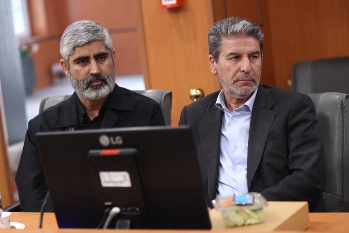 نشست هم‌اندیشی نمایندگان در اجرای سیاست‌های کلی نظام