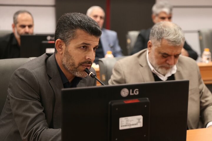 نشست هم‌اندیشی نمایندگان در اجرای سیاست‌های کلی نظام