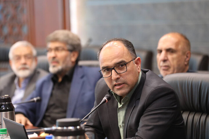 نشست کمیسیون شوراها برای بررسی طرح تشکیل وزارت مدیریت بحران