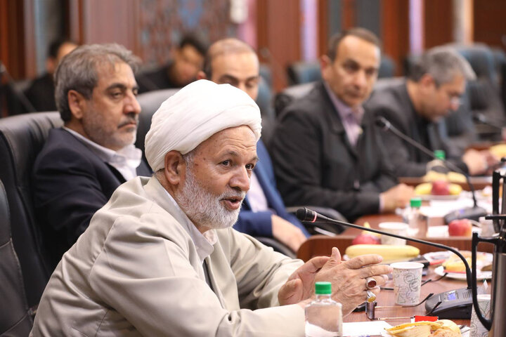 نشست کمیسیون شوراها برای بررسی طرح تشکیل وزارت مدیریت بحران