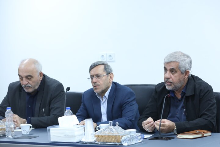 نشست فراکسیون فرهنگیان مجلس با وزیر آموزش و پرورش