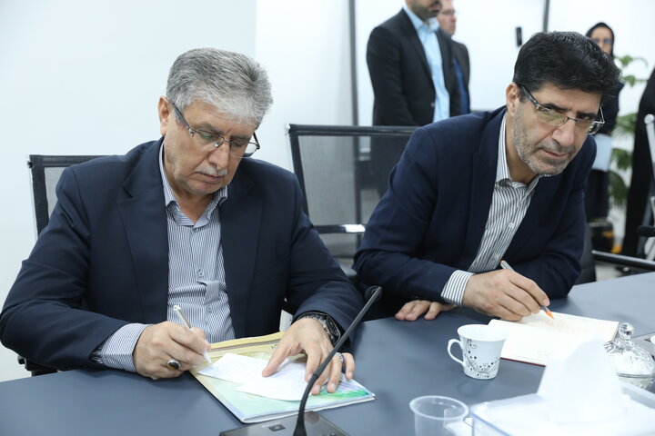 نشست فراکسیون فرهنگیان مجلس با وزیر آموزش و پرورش