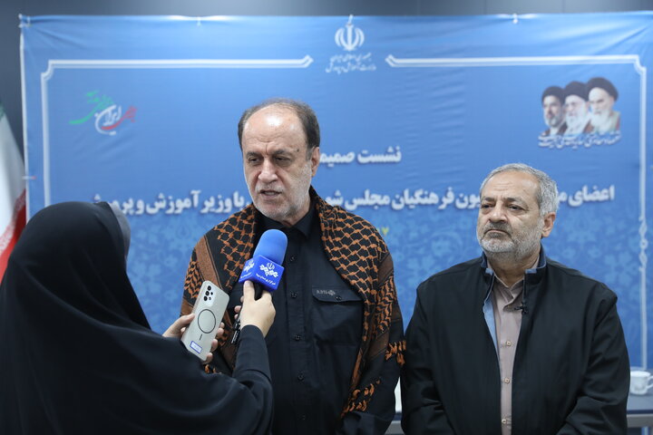 نشست فراکسیون فرهنگیان مجلس با وزیر آموزش و پرورش