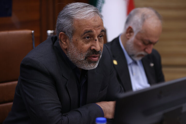 اعضای مجمع نمایندگان استان تهران از تاسیسات انبار نفت ری