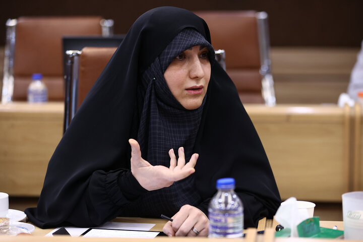 اعضای مجمع نمایندگان استان تهران از تاسیسات انبار نفت ری