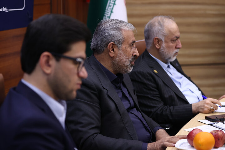 اعضای مجمع نمایندگان استان تهران از تاسیسات انبار نفت ری