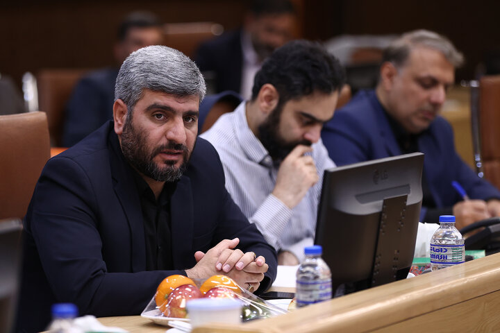 اعضای مجمع نمایندگان استان تهران از تاسیسات انبار نفت ری