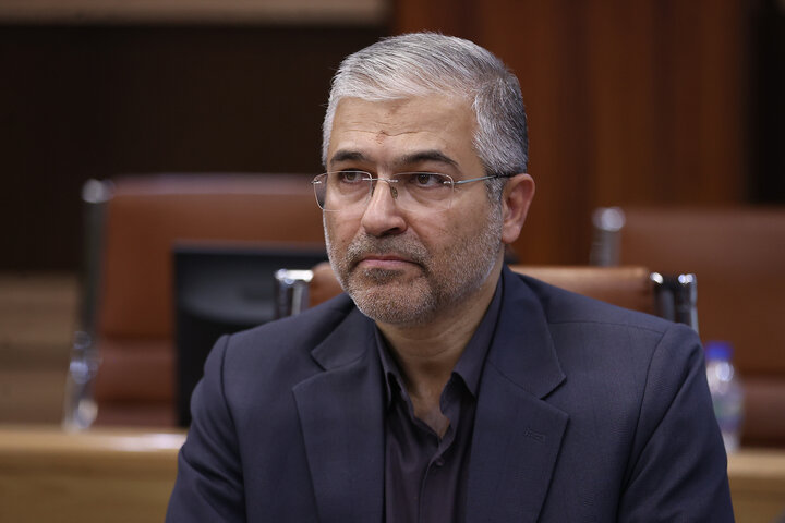 اعضای مجمع نمایندگان استان تهران از تاسیسات انبار نفت ری