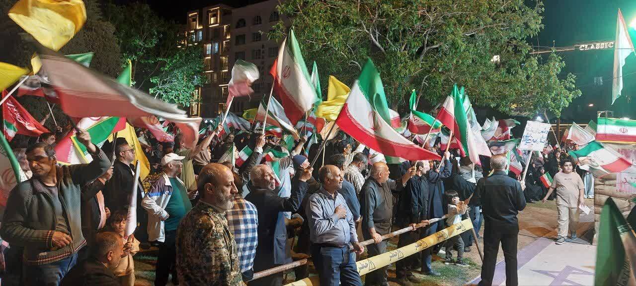 مقاومت ملت ایران نظم جهانی را تحت تأثیر قرار داده است/ پیشرفت‌های علمی و نظامی کشور از برکات انقلاب و خون شهداست