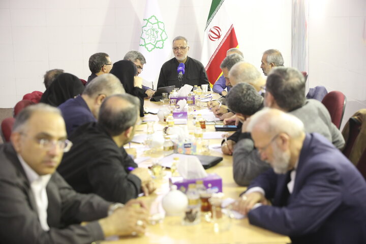 نشست اعضای مجمع نمایندگان استان تهران با شهردار تهران