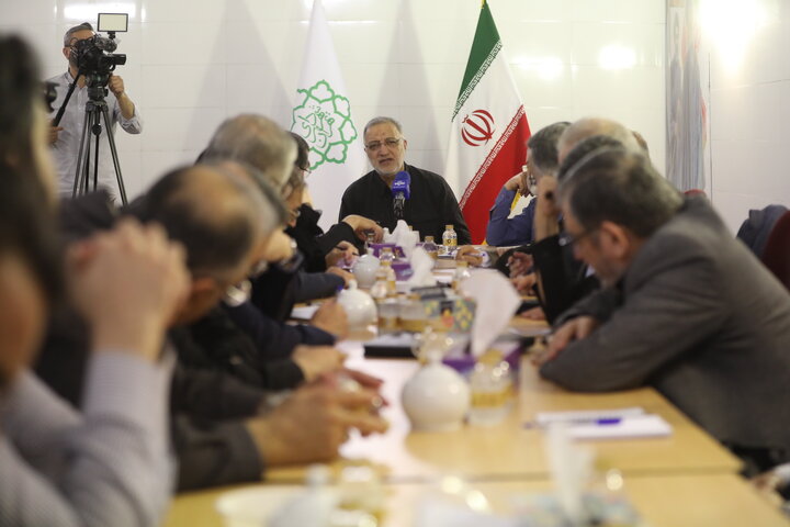 نشست اعضای مجمع نمایندگان استان تهران با شهردار تهران