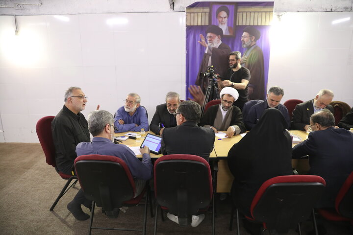 نشست اعضای مجمع نمایندگان استان تهران با شهردار تهران