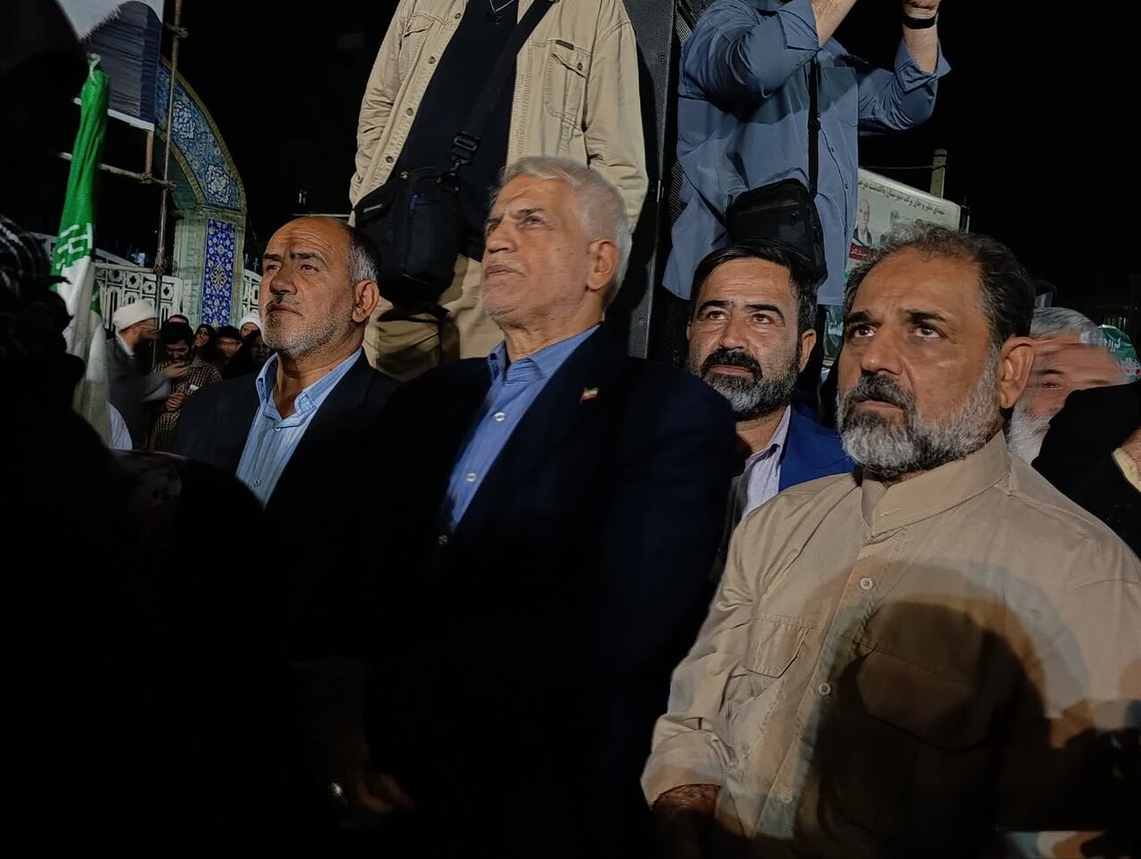 تجدید بیعت مردم پاکدشت با رهبر معظم انقلاب در شب وداع با شهید کیخسروی