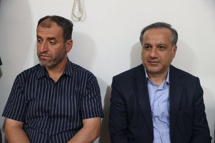 حضور حاجی بابایی در منزل شهید مختاری