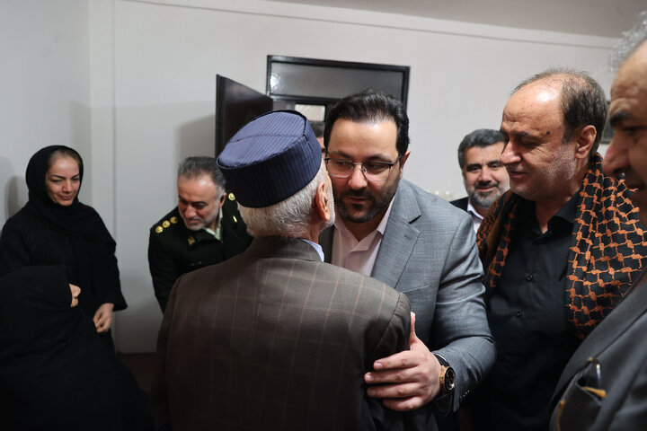 حضور حاجی بابایی در منزل شهید مختاری