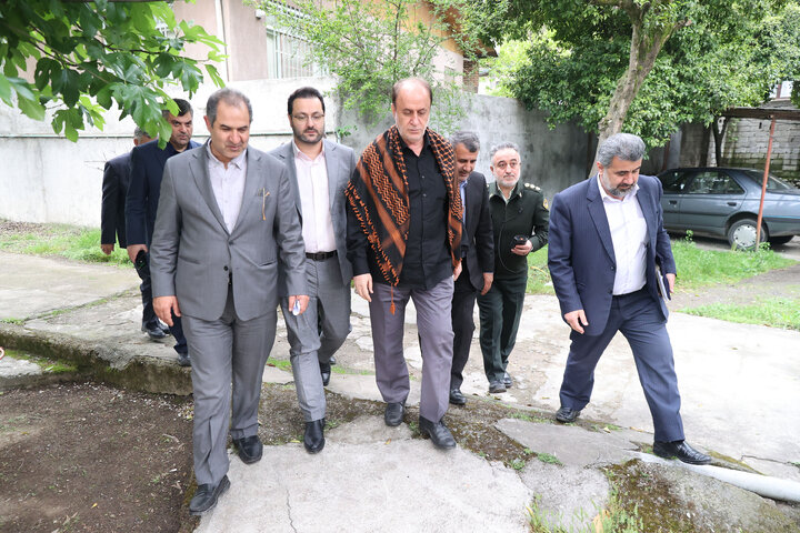 حضور حاجی بابایی در منزل شهید مختاری