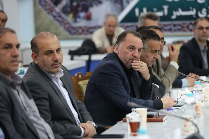 نشست شورای اداری شهرستان آستارا به ریاست حاجی بابایی