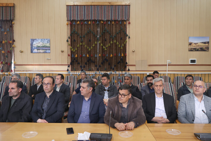 حضور حاجی بابایی در نشست شورای اداری شهرستان خلخال