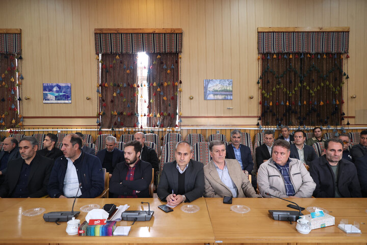 حضور حاجی بابایی در نشست شورای اداری شهرستان خلخال