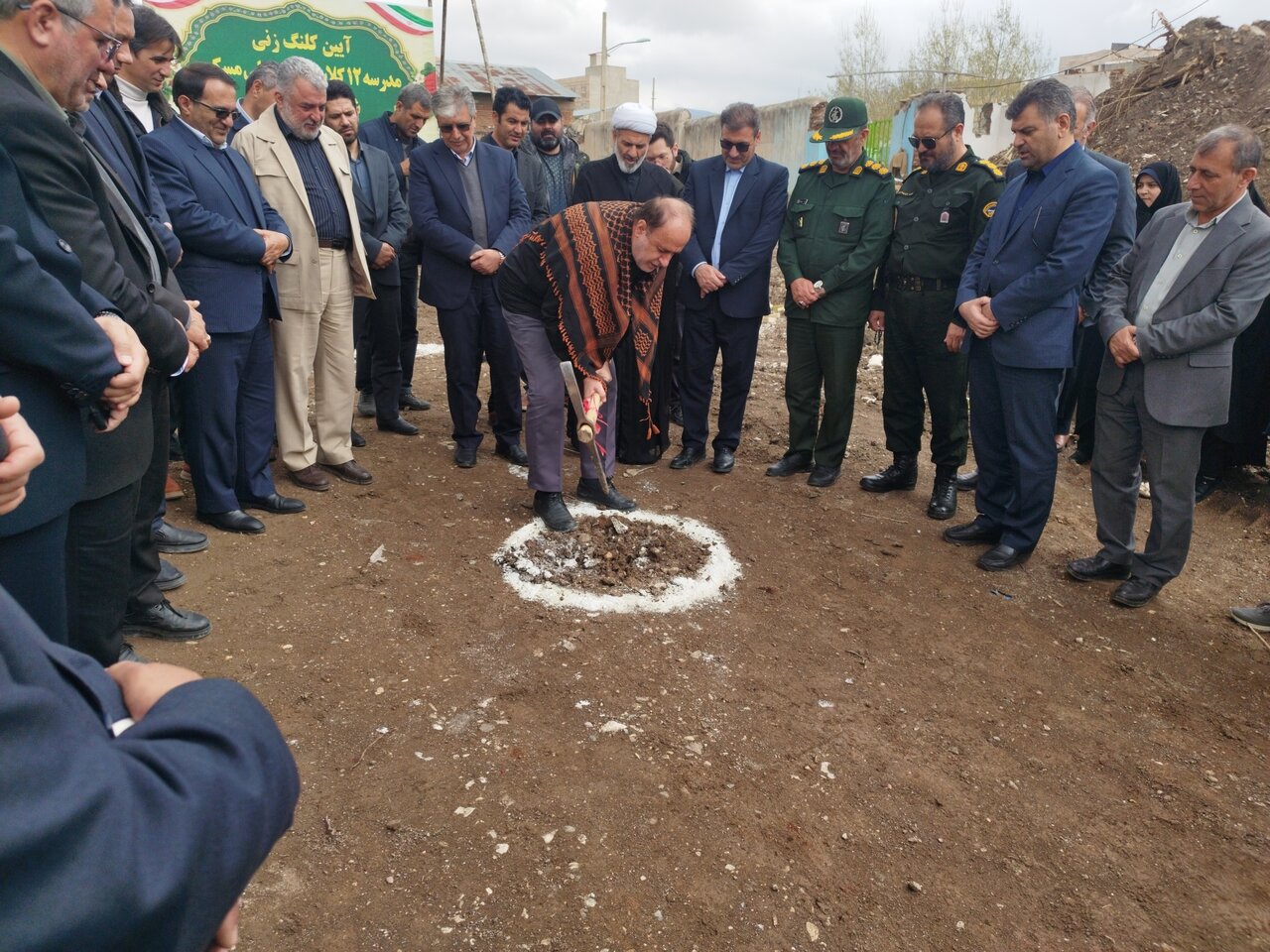 آغاز عملیات اجرایی مدرسه ۱۲ کلاسه نهضت ملی مسکن خلخال با حضور نائب رئیس مجلس