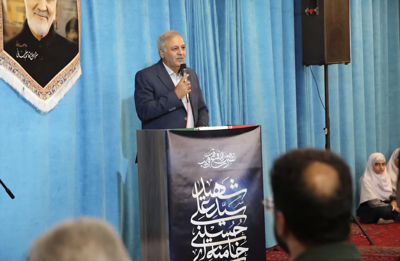 حضور رنجبرزاده در مراسم گرامیداشت مقام معلم در اسدآباد