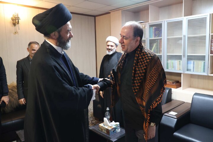 دیدار حاجی بابایی با حجت‌الاسلام والمسلمین عاملی نماینده ولی فقیه در استان و امام جمعه اردبیل