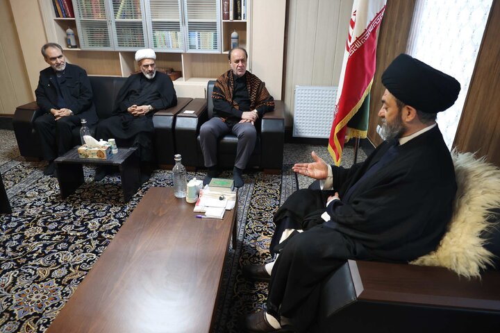 دیدار حاجی بابایی با حجت‌الاسلام والمسلمین عاملی نماینده ولی فقیه در استان و امام جمعه اردبیل