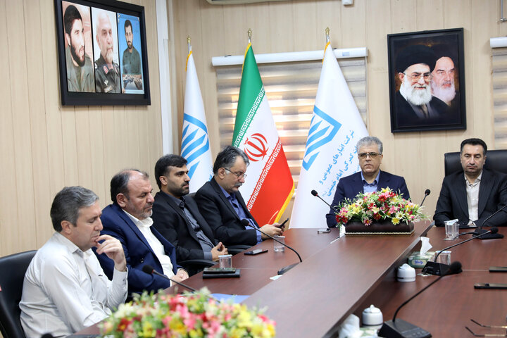 نشست اعضای فراکسیون گمرک، انبارهای عمومی و اموال تملیکی با مسئولین گمرک فرودگاه امام خمینی(ره)