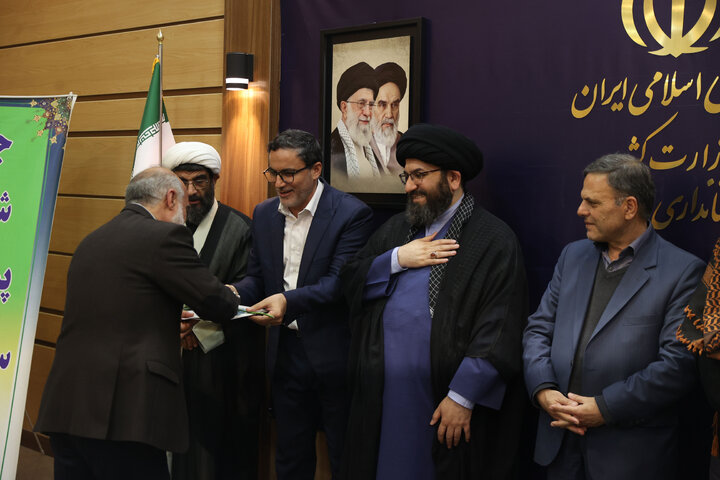 حضور دکتر حاجی‌بابایی در مراسم گرامیداشت هفته معلم استان زنجان