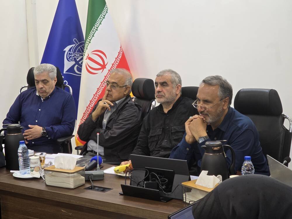 مدیریت تنگه هرمز خط قرمز جمهوری اسلامی ایران است