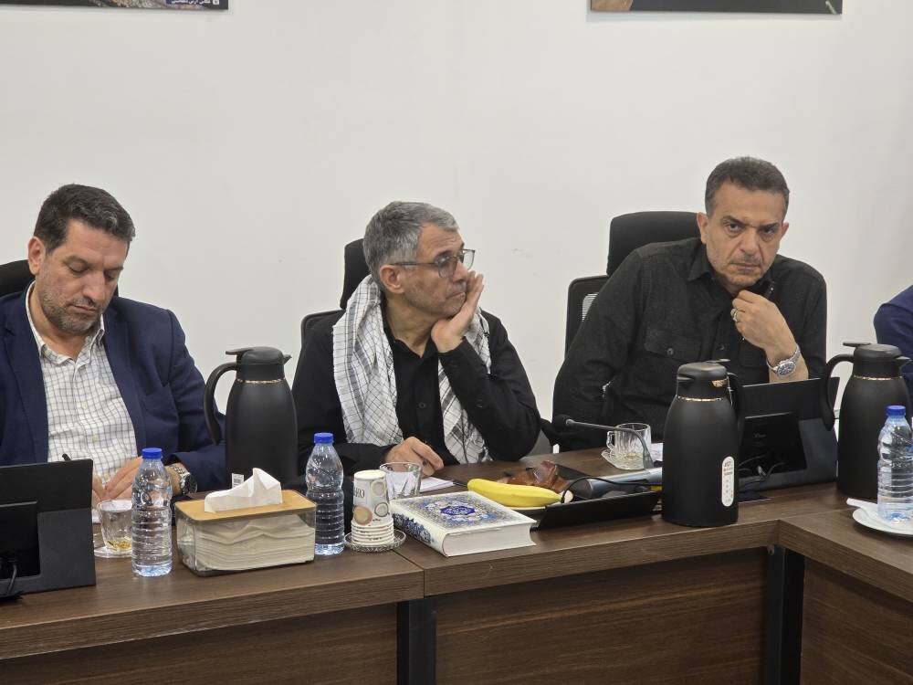 مدیریت تنگه هرمز خط قرمز جمهوری اسلامی ایران است