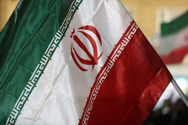 حضور حاجی‌بابایی در اجتماع پرشور مردم برای وداع با ۱۴ شهید استان زنجان
