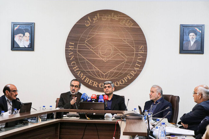 نشست خبری هیات رییسه فراکسیون نظارت بر نظام تعاون و سهام عدالت