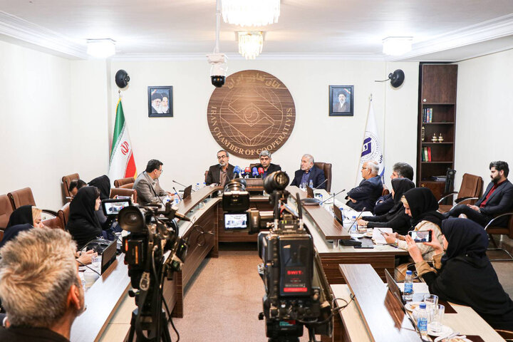 نشست خبری هیات رییسه فراکسیون نظارت بر نظام تعاون و سهام عدالت